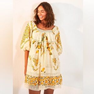 BNWT Farm Rio Off white cashew mini